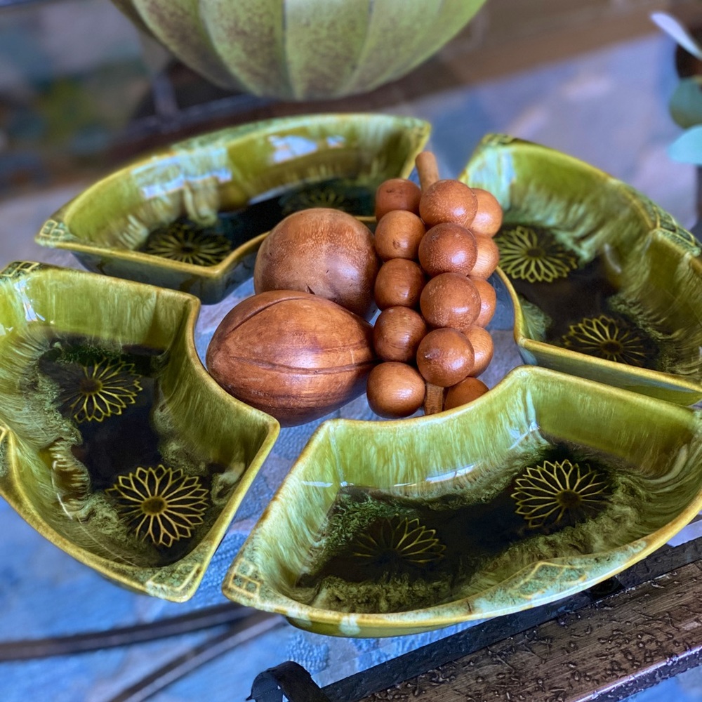 Amazing vintage Wade pottery set!